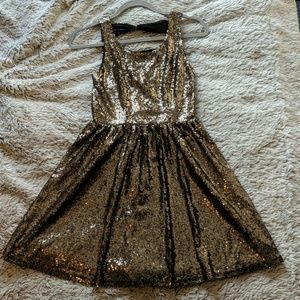 NWT sequined holiday dress